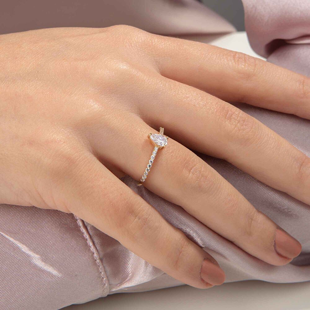 Yan Taşlı Damla Tektaş Altın Yüzük - 0001552